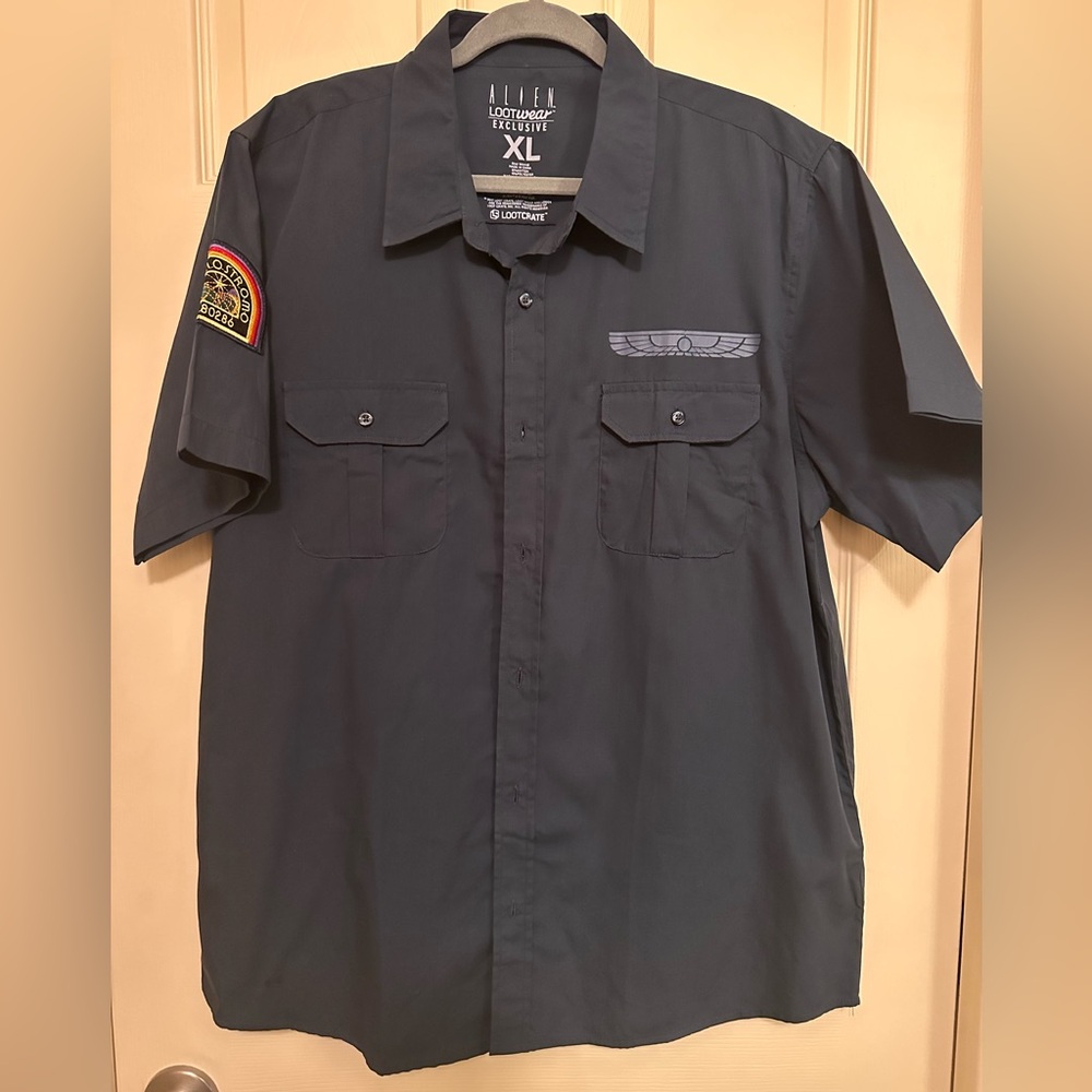 Alien Lootwear from Lootcrate Short-Sleeve Button-Down Shirt in Dark Blue - XL